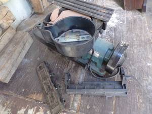 lot 43 image: 6 Bench Grinder and 8 Wet Grinder
