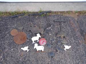 lot 61 image: Lot of Metal Targets