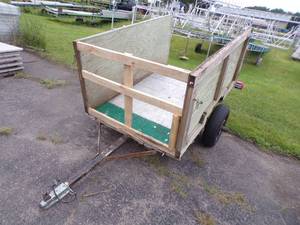 lot 17 image: 4 x 6 Trailer