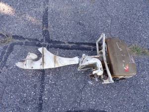 lot 97 image: Clinton J 9 Outboard Boat Motor