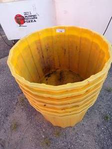 lot 108 image: 7 Large Garden Planters