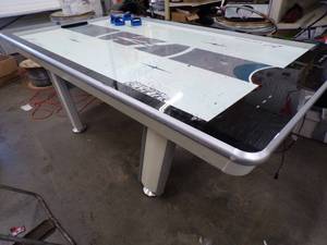 lot 114 image: Hover Hockey Air Hockey Table
