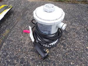 lot 70 image: Swimming Pool Pump