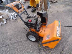 lot 76 image: Yard King 827 Snow Blower