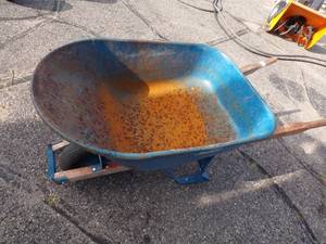 lot 105 image: Wheel Barrow