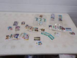 lot 146 image: Huge National  league West Baseball Card Lot