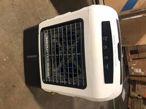 lot 5 image: ARCTIC AIR 1300 CFM 3-Speed Settings Portable Evaporative Air Cooler with up to 500 sq. ft. Cooling  Customer Returns See Pictures