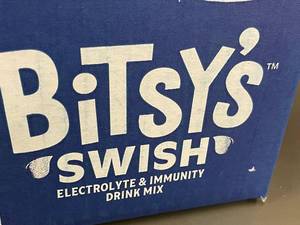 lot 40 image: Bitsys Swish Electrolyte & Immunity Drink Mix - Pink Lemonade 50 Count LAST CHANCE