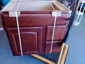 lot 697 image: Bathroom Vanity.  New,