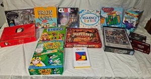 lot 484 image: Board Games (12) and Puzzles (3).