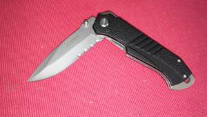 lot 653 image: Bullet Pocket Knife