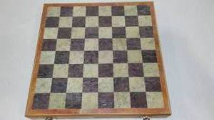 lot 317 image: Alabaster Marble Onyx Chess Set.