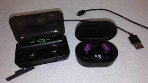 lot 319 image: Wireless Earbuds F9 And Bose.