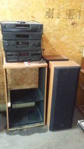 lot 525 image: Kenwood Stereo System, Speakers, Cabinet.