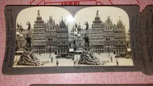 lot 536 image: Keystone View Company Stereo-View Cards, Televiewer And More.