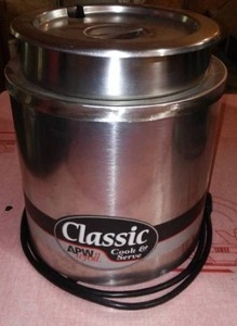 lot 548 image: APW Wyott 7 Qt Countertop CookerWarmer.