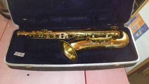 lot 552 image: Conn Saxophone .