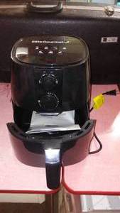 lot 555 image: Elite Gourmet Air Fryer. Like New.