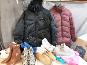 lot 89 image: 7 pair womans shoes and 2 jackets