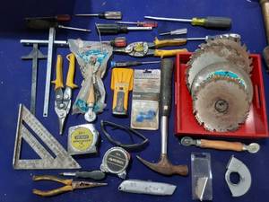 lot 104 image: Misc. tools