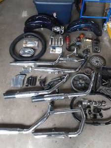 lot 105 image: Large lot of used Harley Davidson motorcycle parts