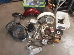 lot 113 image: Misc. Motorcycle parts