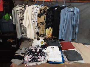 lot 37 image: Large lot of mens clothes sizes xl-xxl