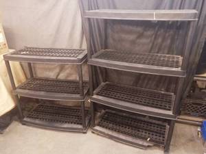 lot 139 image: 3 and 4 tier plastic shelving
