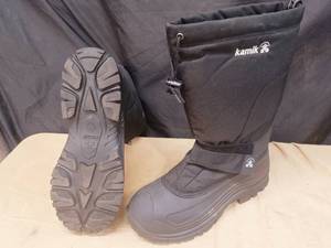 lot 142 image: Like New Kamik Winter Boots Size 14