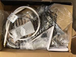 Delta Everly 2-Handle Standard Kitchen Faucet with Spray in Stainless  Customer Returns See Pictures
