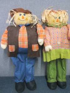 lot 39 image: Set of Man & Woman Fall Scare Crows...