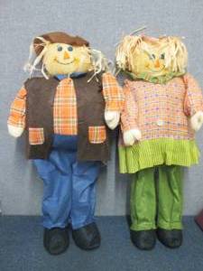 lot 42 image: Set of Man & Woman Fall Scare Crows...