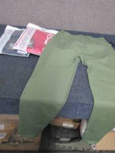 lot 81 image: 3 Pair NWT Gym Wolf Ladies XLarge L...