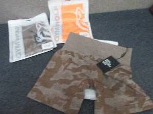 lot 93 image: 3 Pair NWT Gym Wolf Ladies Small Sh...