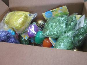 lot 127 image: Assorted Easter Items...