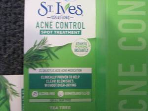 lot 158 image: 5- St Ives Acne Control Treatment...