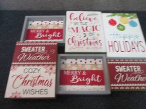 lot 172 image: 7 Holiday Dcor Items...