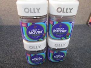 lot 210 image: 4- 30 ct Olly Keep It Movin...