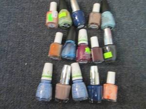 lot 213 image: 15 Assorted Nail Polish...