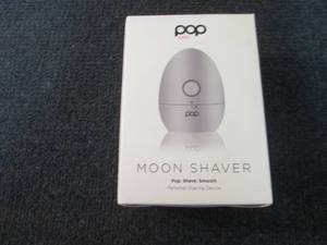 lot 277 image: Pop Sonic Moon Shaver) - Face & Bod...
