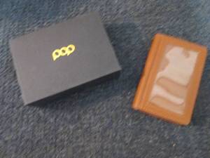 lot 288 image: Pop Up Wallet  Leather Push Butto...
