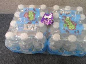 lot 414 image: 24- 8 oz Splash Acai Grape...