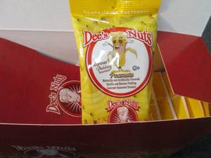 lot 423 image: 10- 4 oz Dees Nuts Nanner Pudding ...
