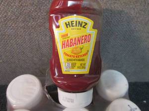 lot 428 image: 6- 14 oz Heinz Habanero Ketchup...