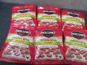 lot 482 image: 6- 3.25 oz Jack Links Jalapeno Chic...