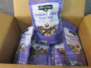 lot 438 image: 6- Clover Valley Cookies & Crme T...