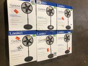 Lot of Lasko 18 in. 3 Speed Oscillating Pedestal Fan with Adjustable Height, Easy Assembly, and Quiet Cooling for Any Room in Black  Customer Returns See Pictures
