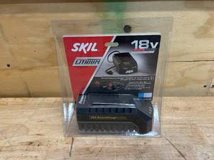 SKIL 18-V Lithium-ion Battery Charger
