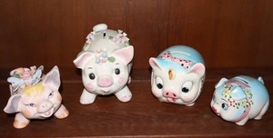 lot 6 image: (4) Lefton 1950-60s Vintage MCM Pink White Blue Piggy Bank Applied Flowers Hand-Painted...