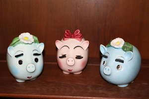 lot 9 image: (3) RARE Lefton Eyelash Pink wRed Bow, Blue wPink Flower Hand Painted Pig Piggy Banks